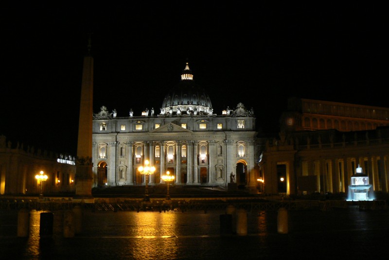 34 Piazza San Pietro